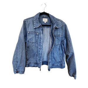 Cabelas Denim Jacket Medium Blue Jean Style Snap Closure Regular Fit